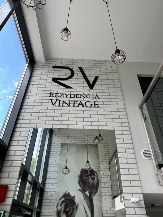 Vintage Exclusive Series Ii *